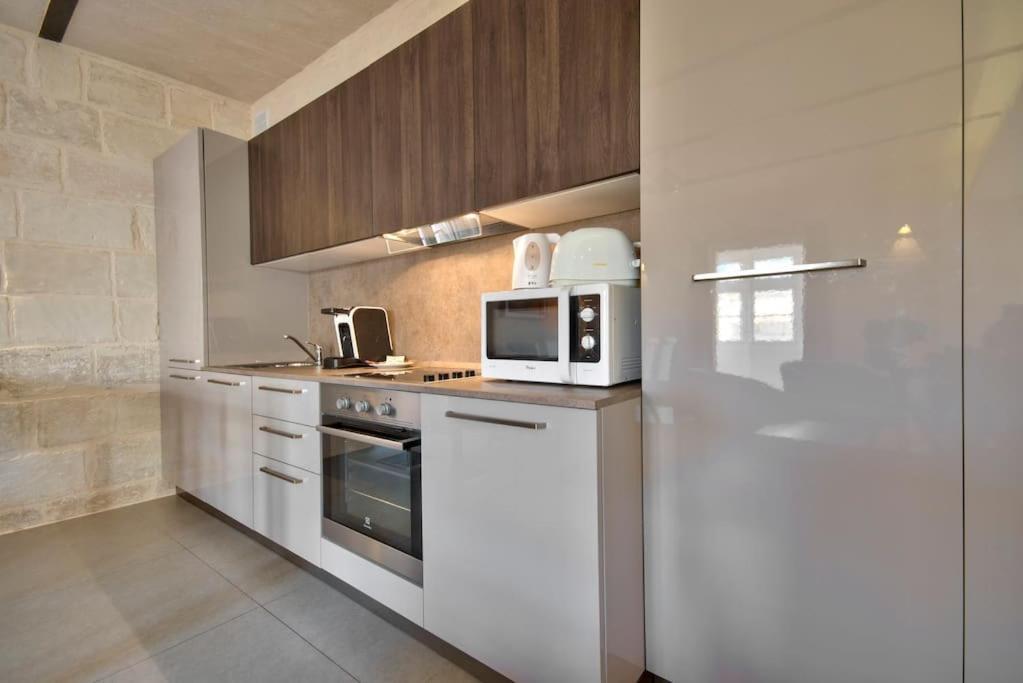 Vallettastay - Orangerie Two Bedroom Apartment 402 Bagian luar foto