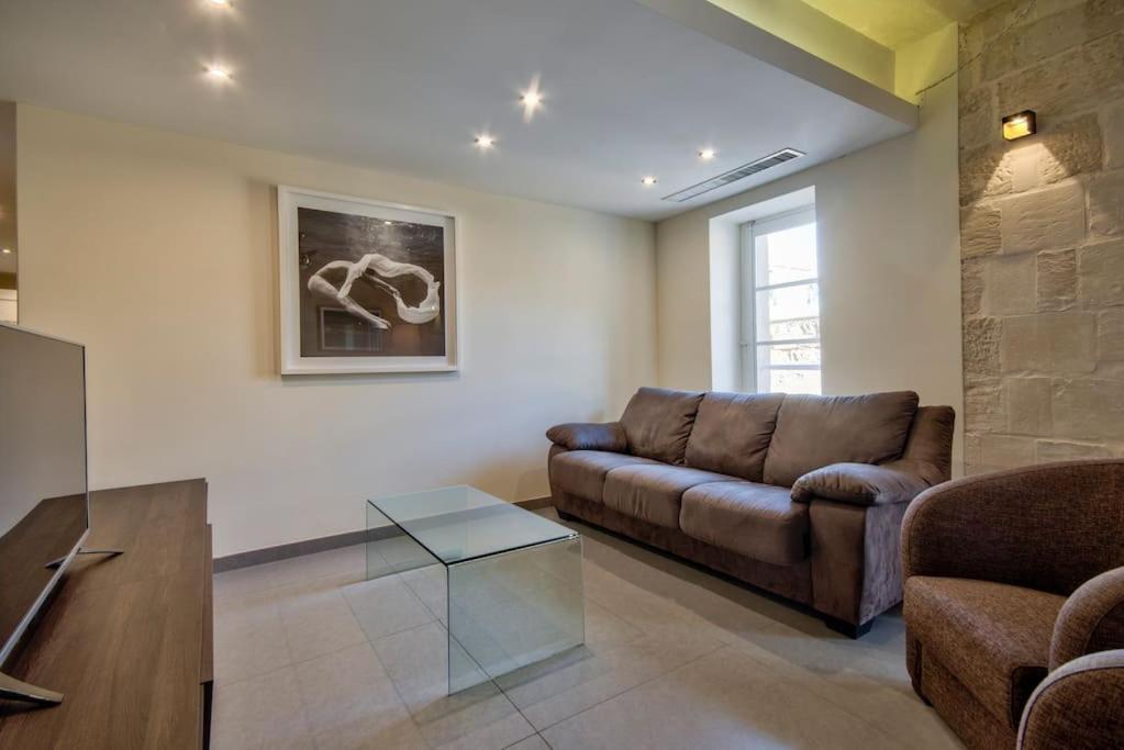 Vallettastay - Orangerie Two Bedroom Apartment 402 Bagian luar foto